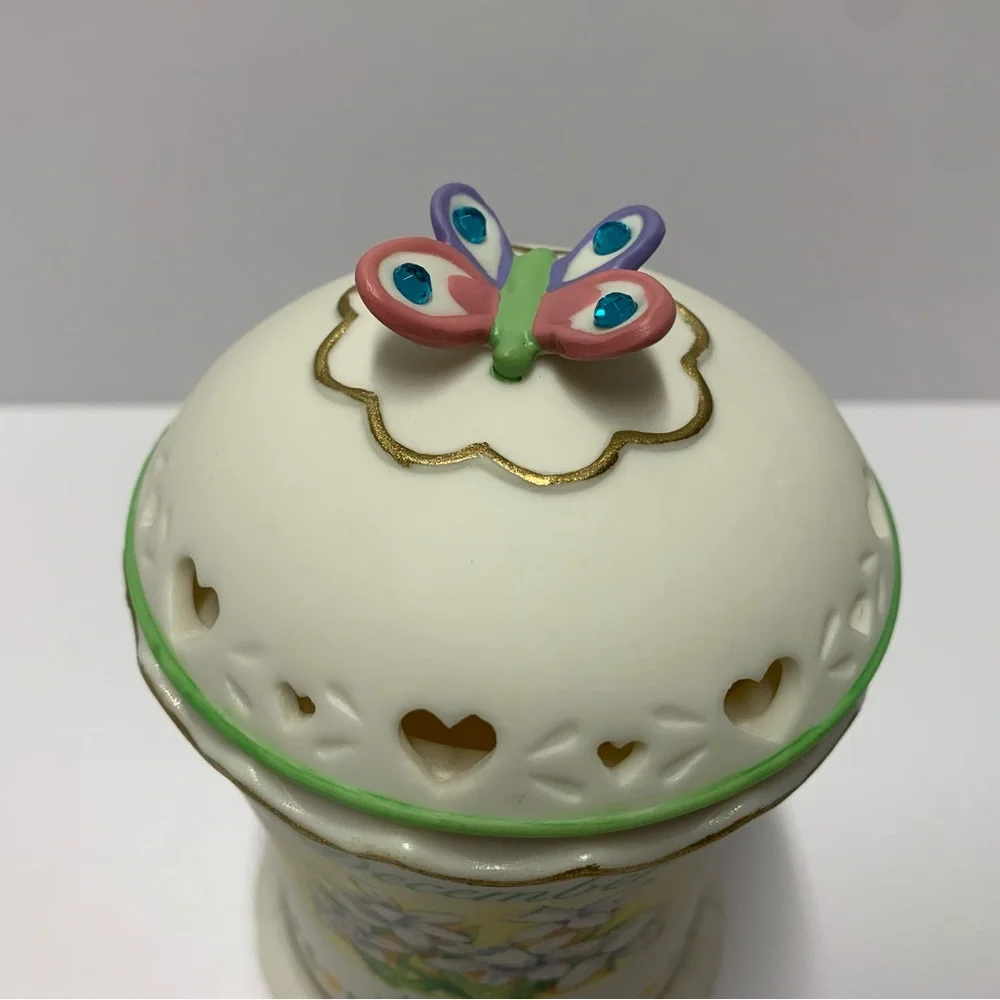Vintage Avon December Narcissus Birth Flower Ceramic Candle Jar Butterfly Lid